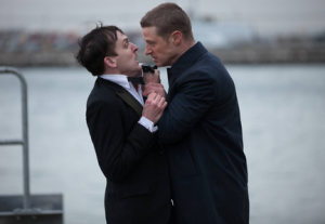 Gotham_pilot_RiverFrontPier_2109_preview