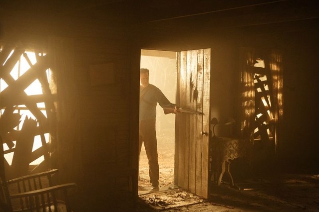 Ash Vs Evil Dead Recap Episode 8 Ashes To Ashes The Nerd