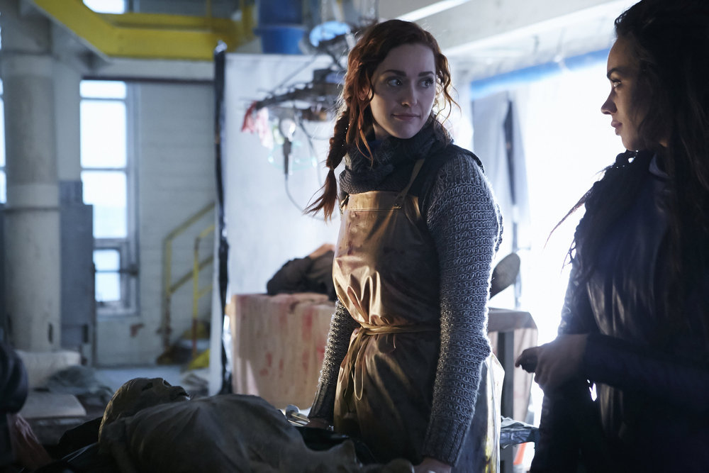 KILLJOYS -- Episode 202 -- Pictured: (l-r) Sarah Power as Pawter, Hannah John-Kamen as Dutch -- (Photo by: Ian Watson/Syfy/Killjoys II Productions Limited)