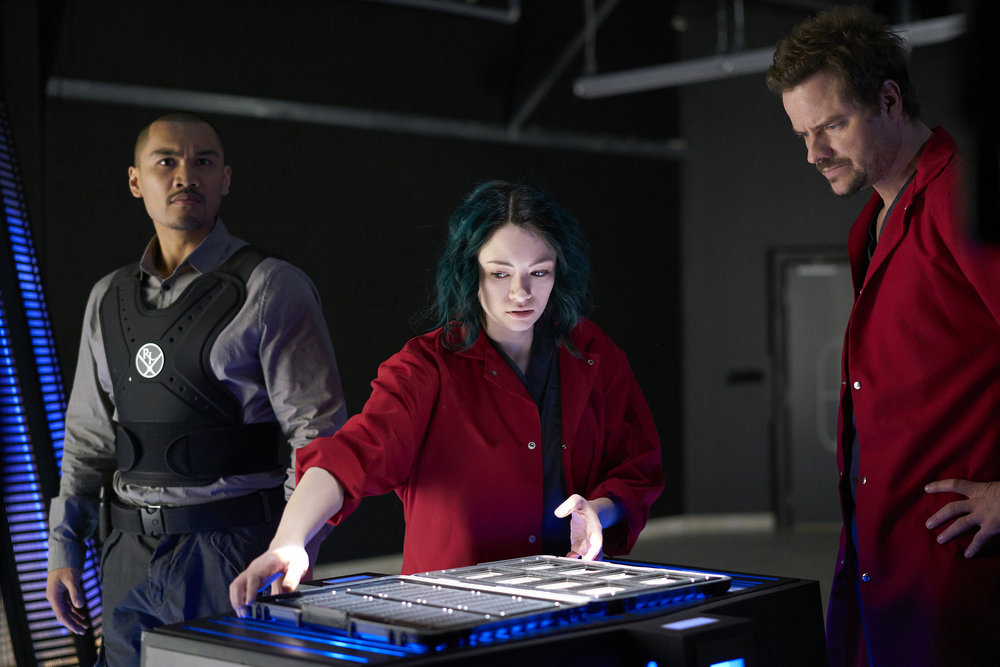 DARK MATTER -- "She's One of Them Now" Episode 207 -- Pictured: (l-r) Alex Mallari Jr. as Four, Jodelle Ferland as Five, Anthony Lemke as Three -- (Photo by: Russ Martin/Prodigy Pictures/Syfy)
