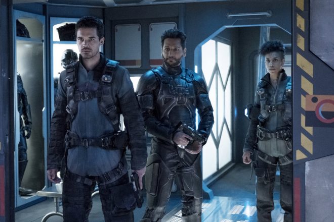 THE EXPANSE -- "Iff" Episode 302 -- Pictured: (l-r) Steven Strait as Earther James Holden, Cas Anvar as Alex Kamal, Dominique Tipper as Naomi Nagata -- (Photo by: Rafy/Syfy) THE EXPANSE -- "Iff" Episode 302 -- Pictured: (l-r) Steven Strait as Earther James Holden, Cas Anvar as Alex Kamal, Dominique Tipper as Naomi Nagata -- (Photo by: Rafy/Syfy)
