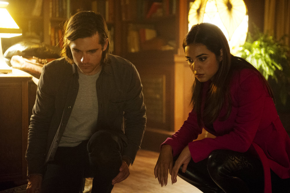 THE MAGICIANS -- "Night of Crowns" Episode 201 -- Pictured: (l-r) Jason Ralph as Quentin, Summer Bishil as Margo -- (Photo by: Carole Segal/Syfy)
