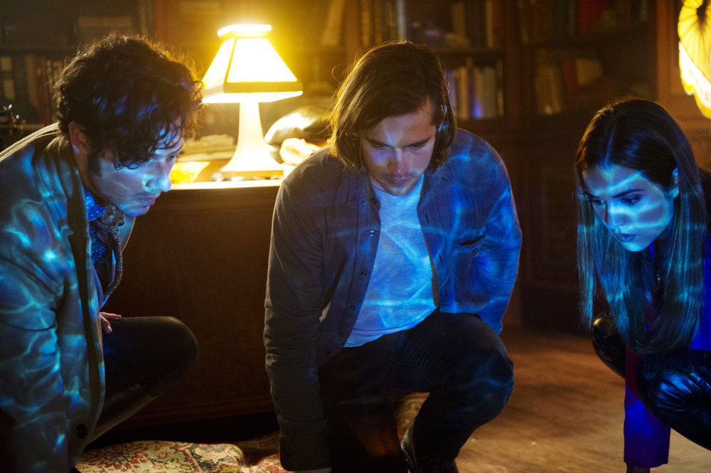 THE MAGICIANS -- "Night of Crowns" Episode 201 -- Pictured: (l-r) Hale Appleman as Eliot, Jason Ralph as Quentin, Summer Bishil as Margo -- (Photo by: Carole Segal/Syfy)